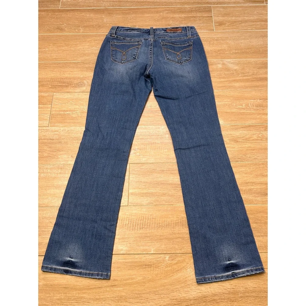 American Rag Cie Womens Bootcut Jeans Size 3S Medium Wash Low Rise Stretch Denim